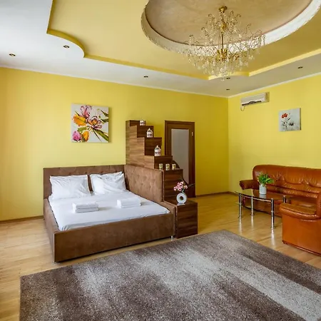 Alfa Ohienka 17 1 Appartamento Leopoli